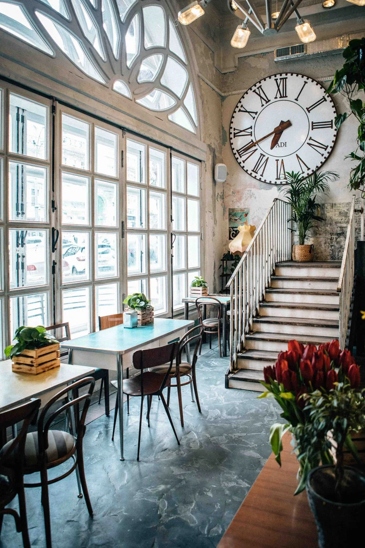 Adele — Cafe in Kyiv, Ukraine (photo 3)