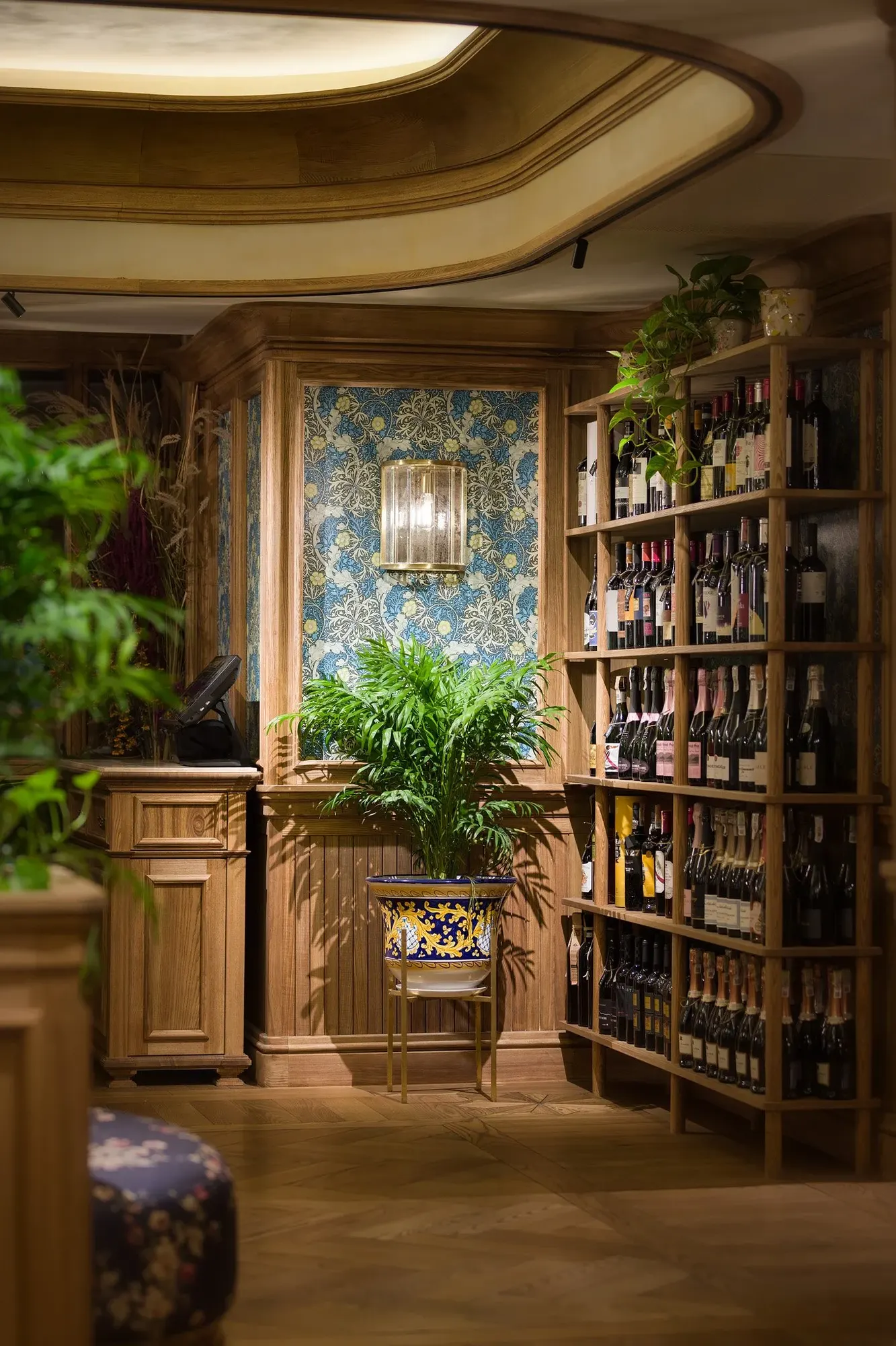 Bella — Restaurant in Dnipro, Ukraine (photo 4)