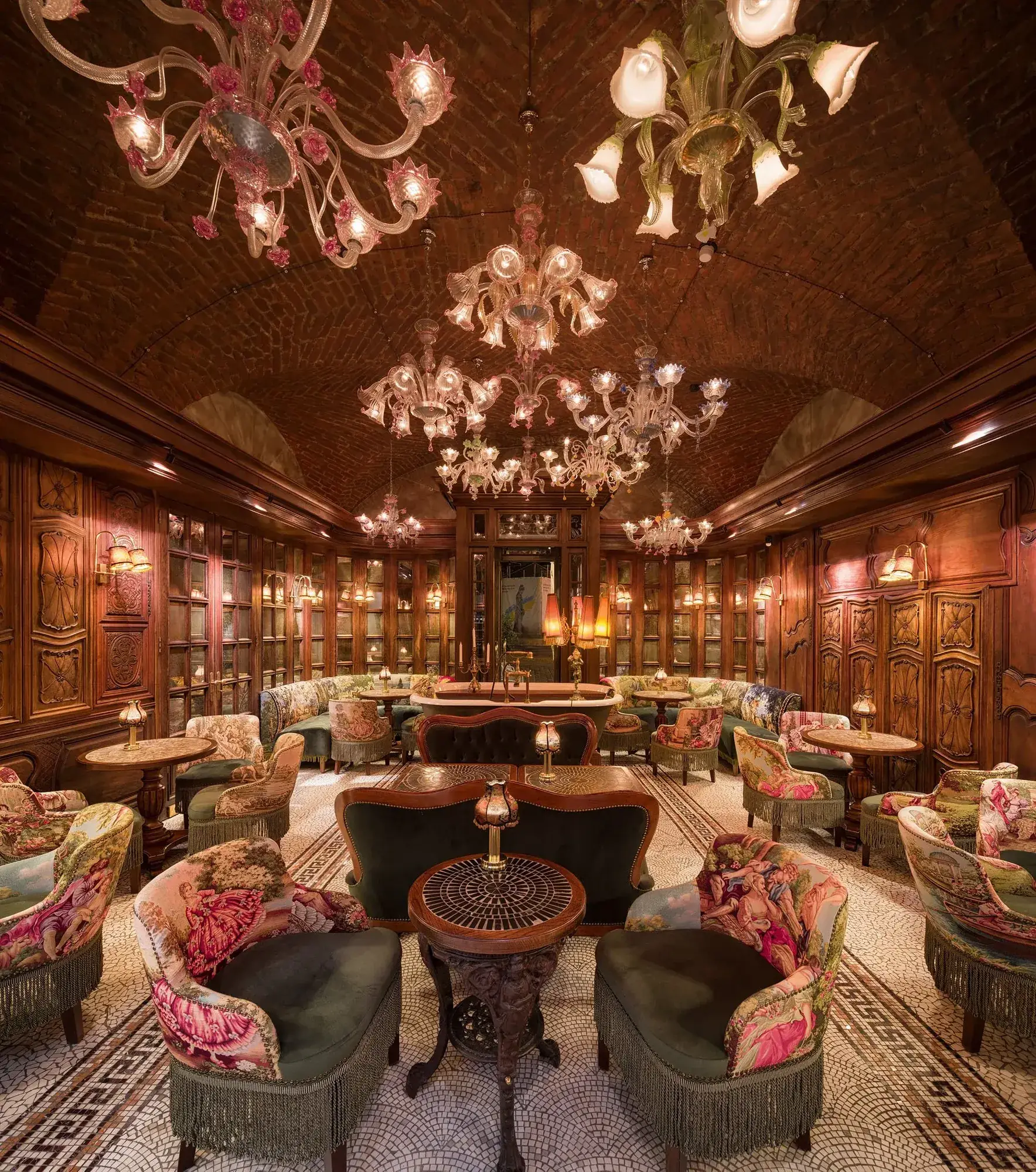 Cent Aura — Restaurant in Lviv, Ukraine (photo 16)