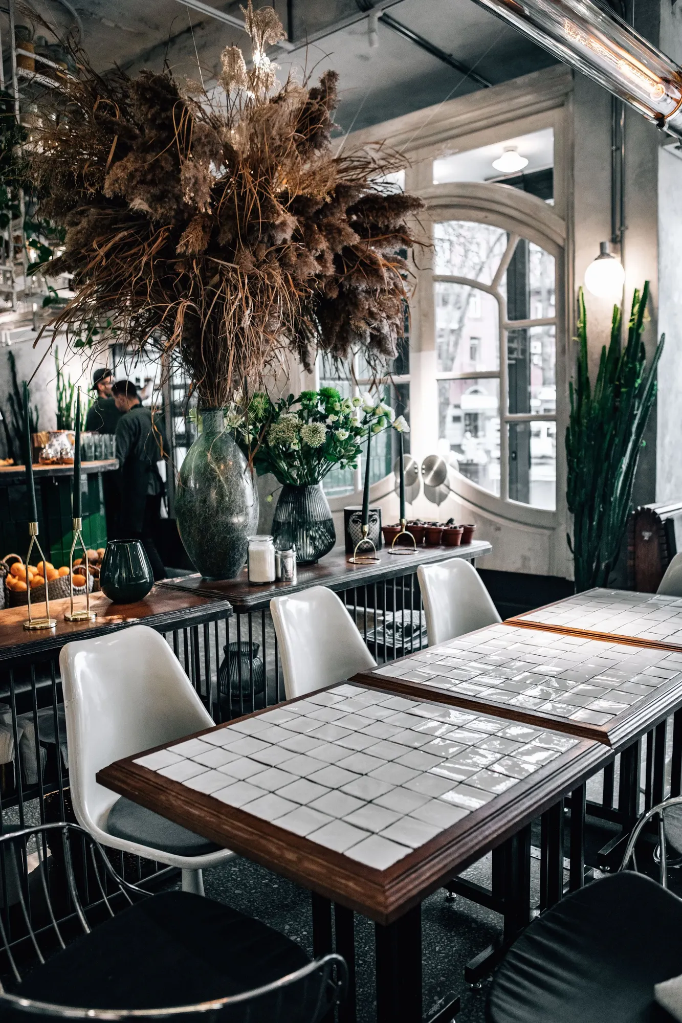 Good Girl — Restaurant in Kyiv, Ukraine (photo 6)
