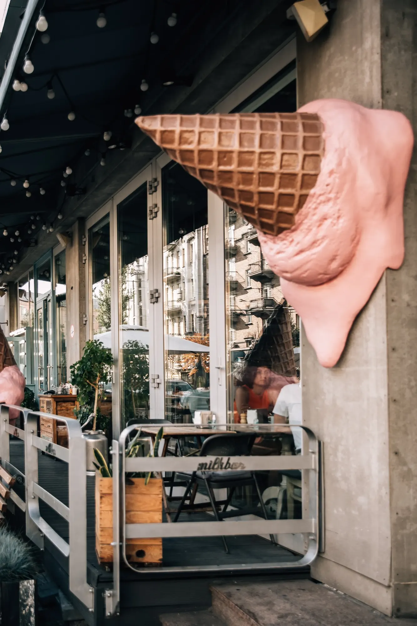 Milk Bar — Cafe in Kyiv, Ukraine (photo 14)