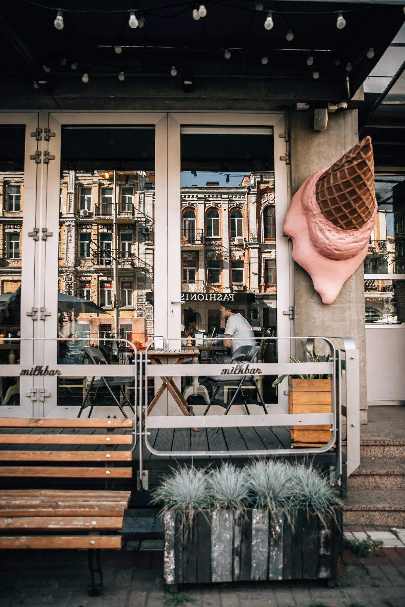 Milk Bar — Cafe in Kyiv, Ukraine (photo 4)