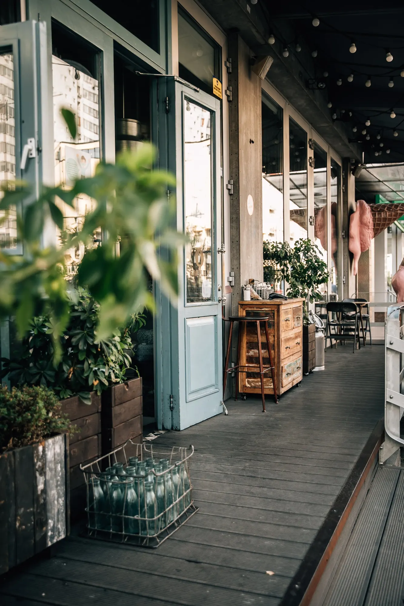 Milk Bar — Cafe in Kyiv, Ukraine (photo 6)