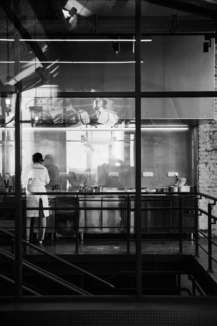 Moderna — Restaurant in Dnipro, Ukraine (photo 10)