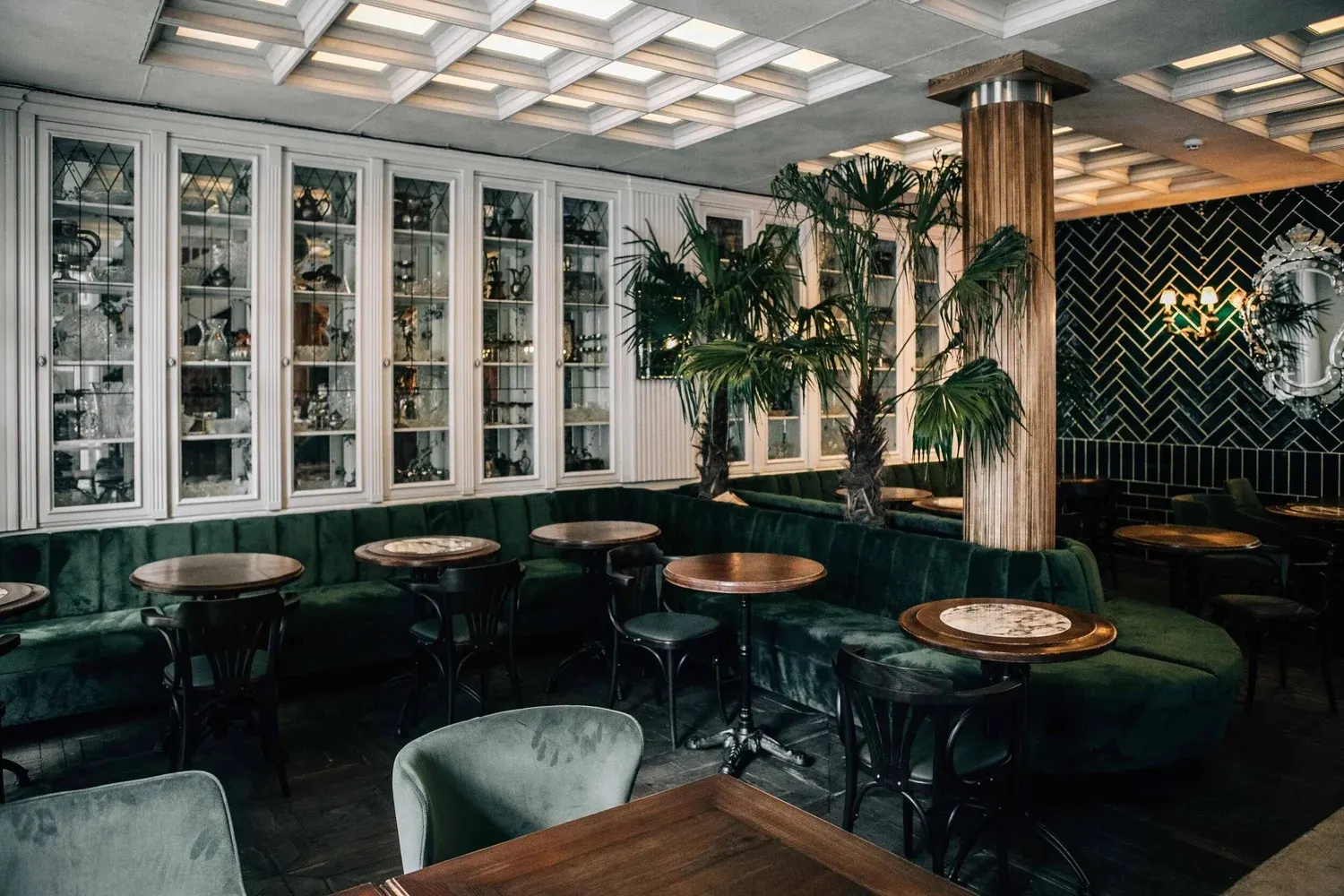 Monica — Restaurant in Odessa, Ukraine (photo 30)