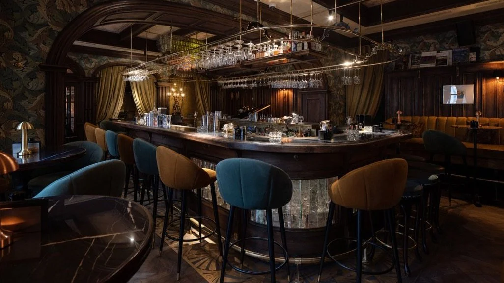 Saint Bar — Bar in Kyiv, Ukraine (photo 11)