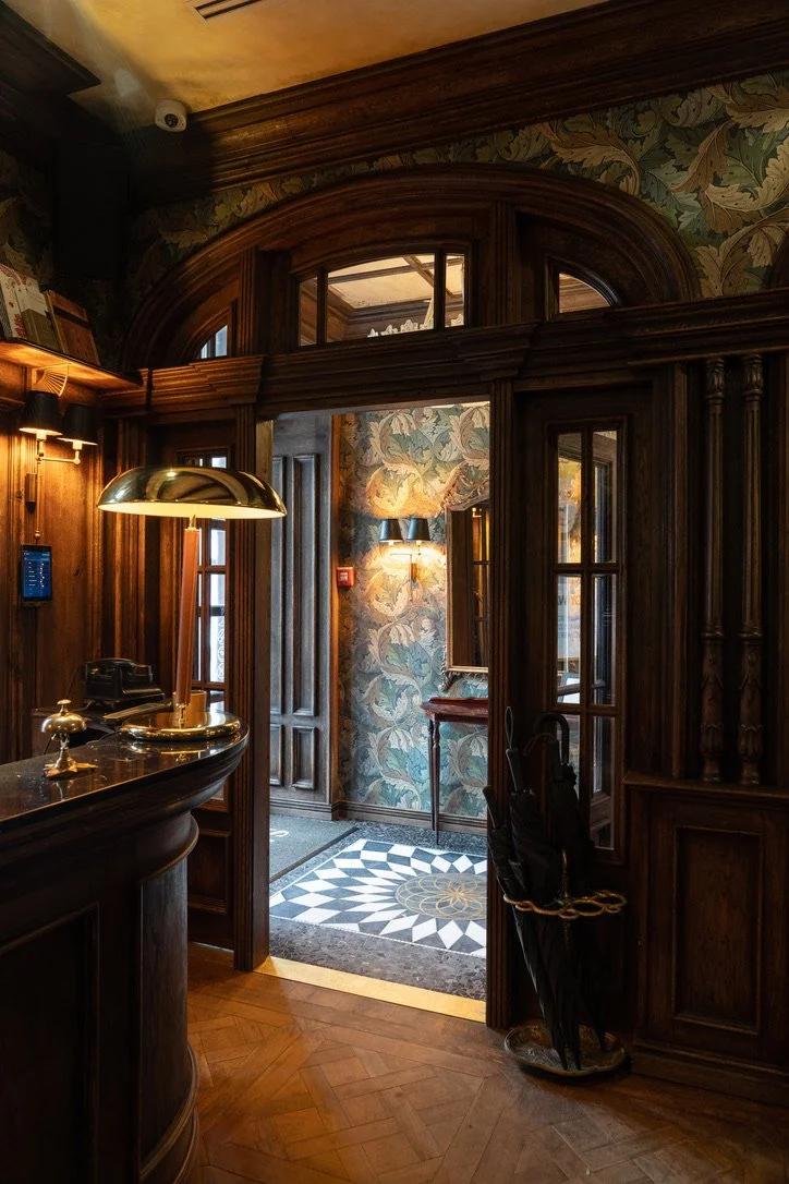 Saint Bar — Bar in Kyiv, Ukraine (photo 3)