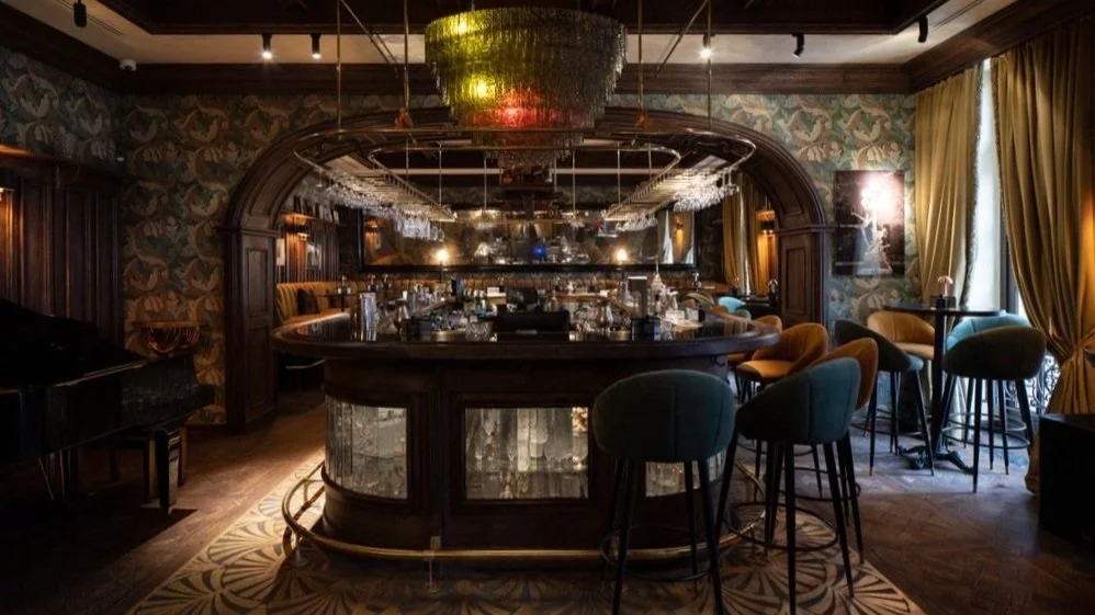 Saint Bar — Bar in Kyiv, Ukraine (photo 4)