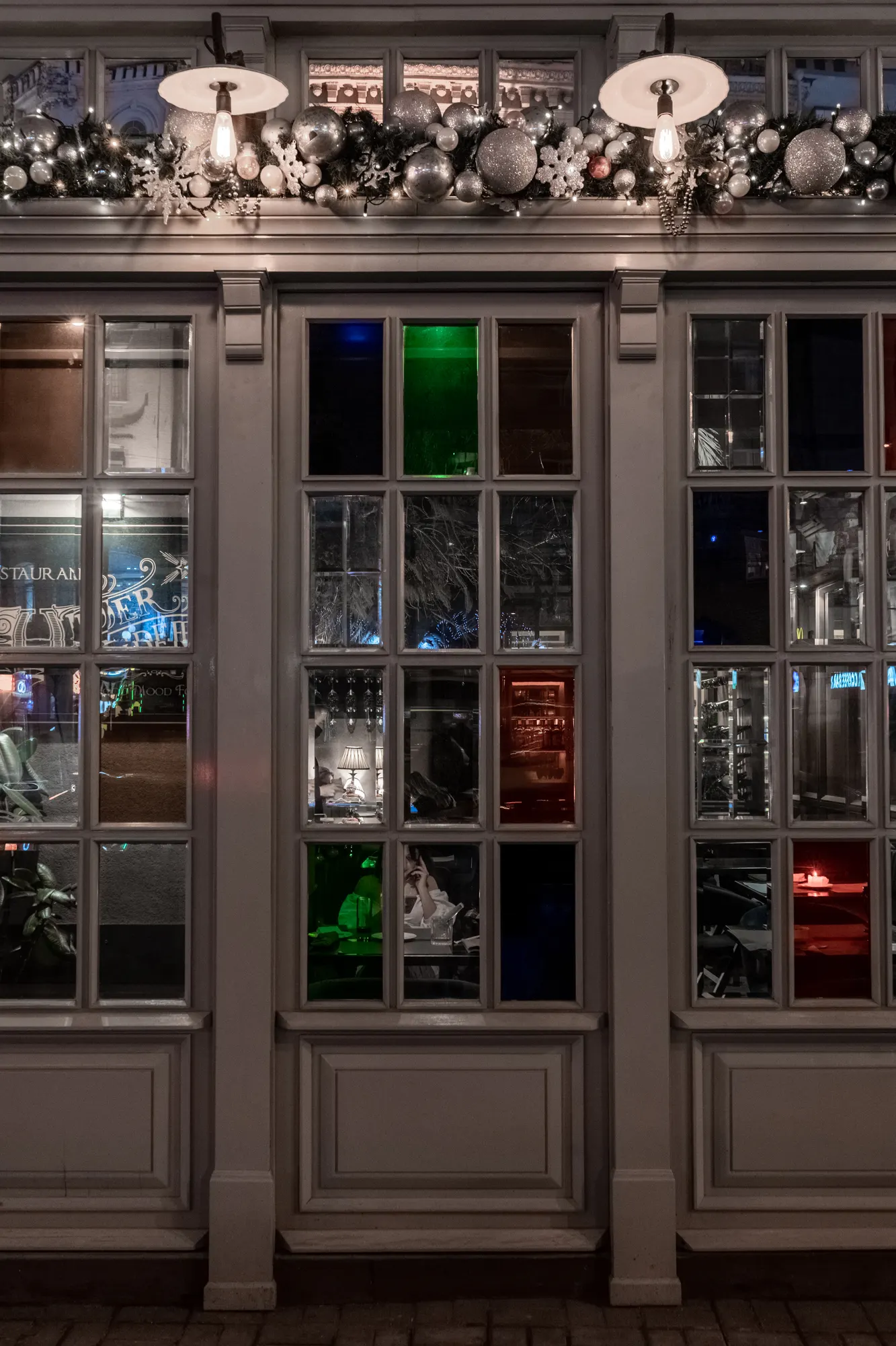 Under Wonder — Restaurant in Kyiv, Ukraine (photo 2)